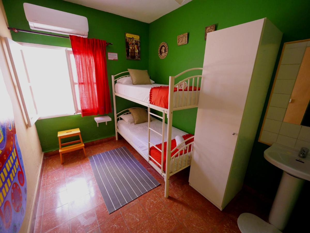 Hostal Giramundo Ibiza stad Exteriör bild